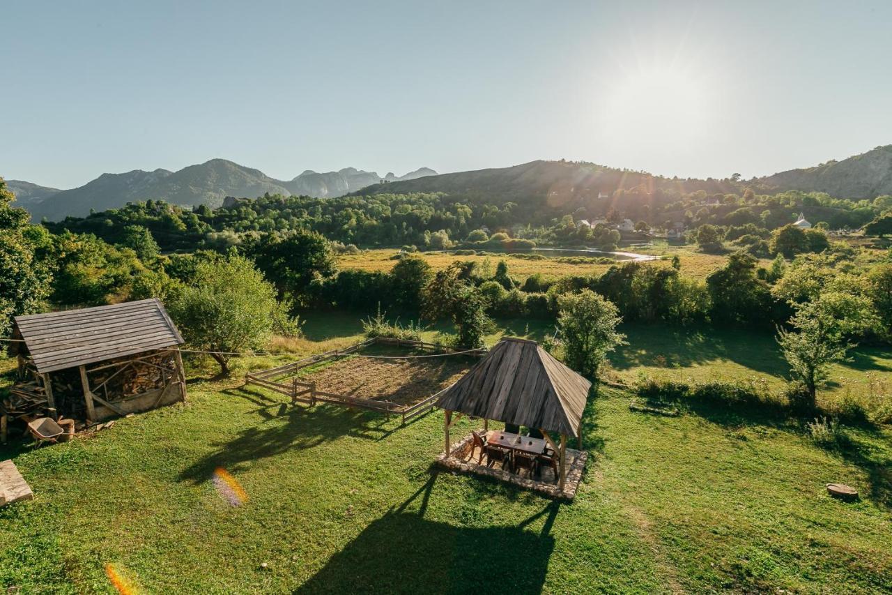 Eco Village Nevidio Poscenje Exterior photo